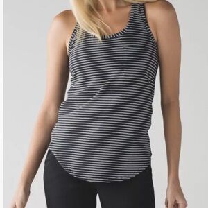 lululemon athletica Women's Gray Racerback Yogi Tank Top